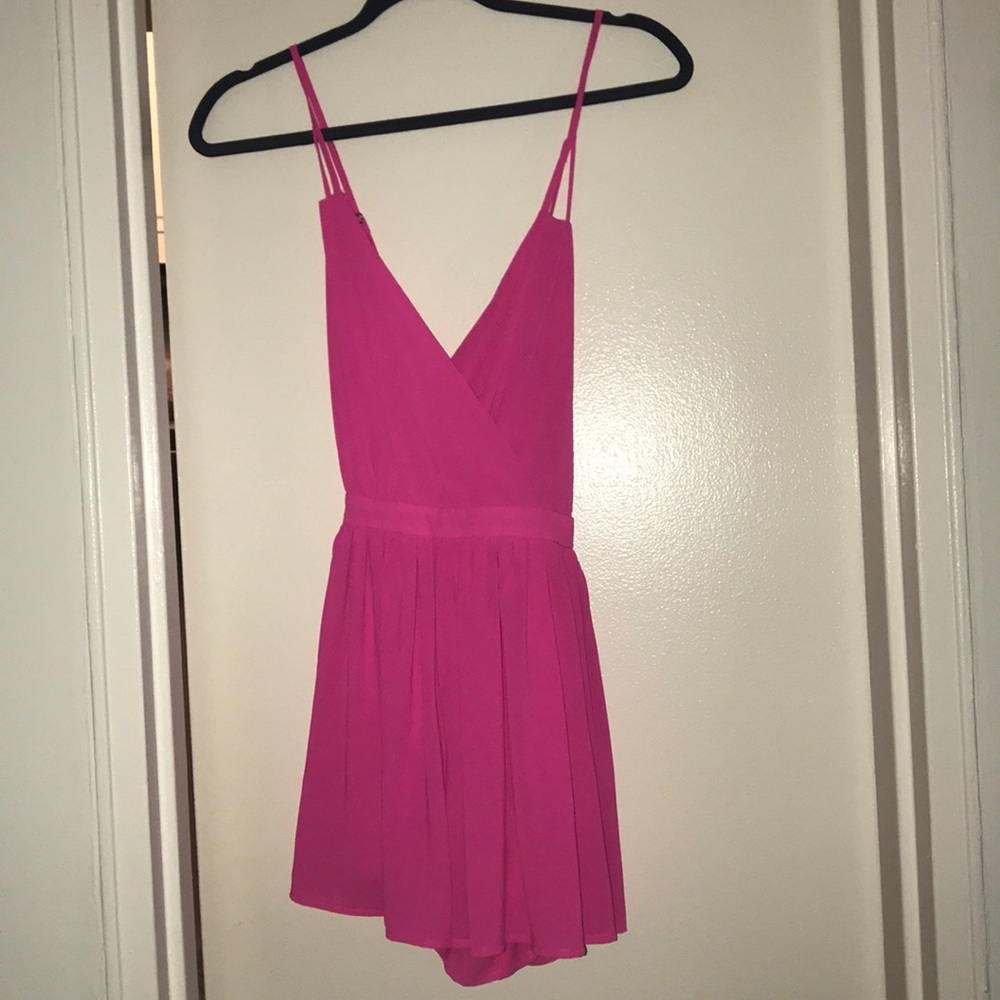 Pink romper - Picture 2 of 5